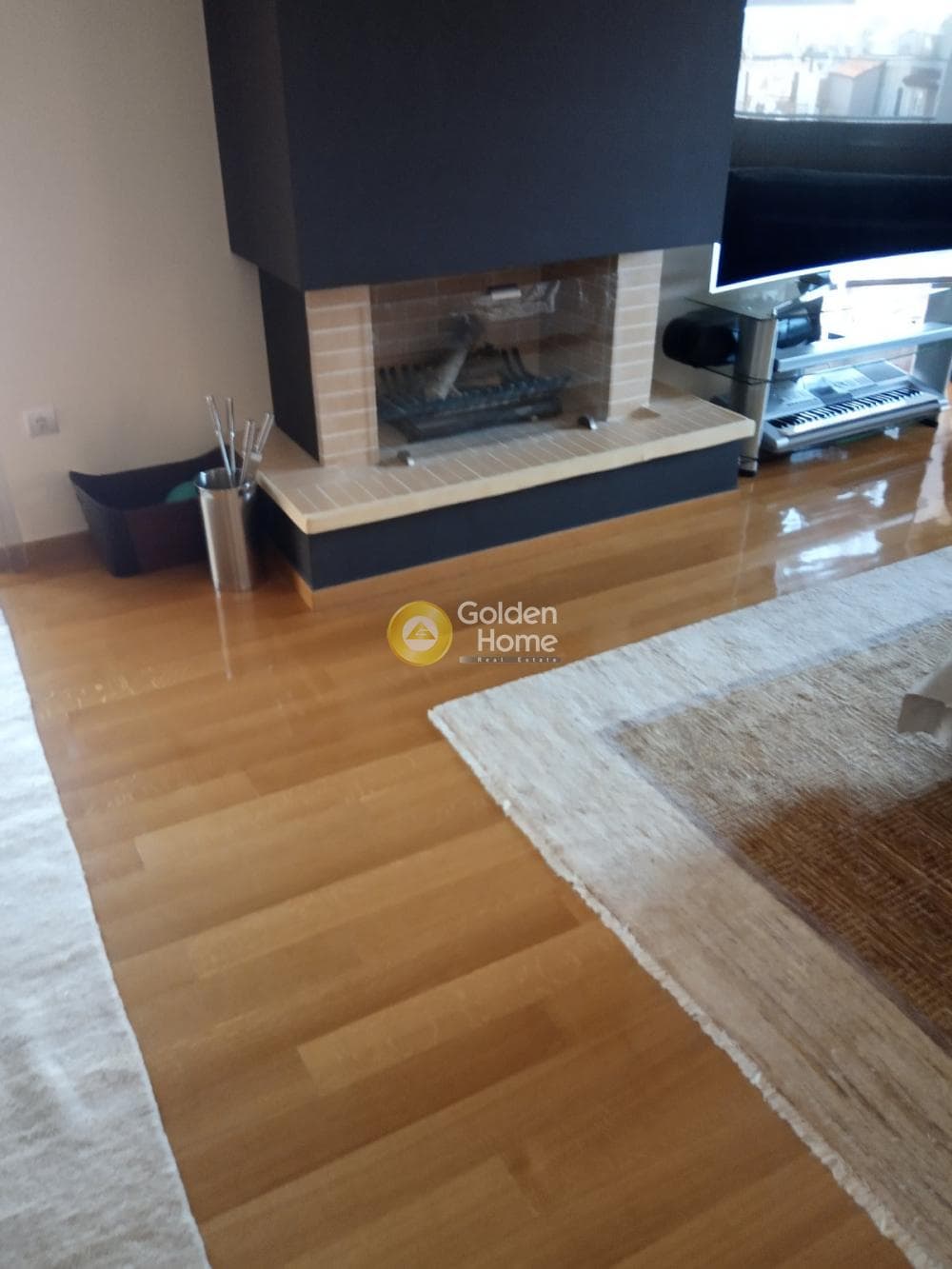 Apartment in Center, Petroupoli — Photo 1 of 7