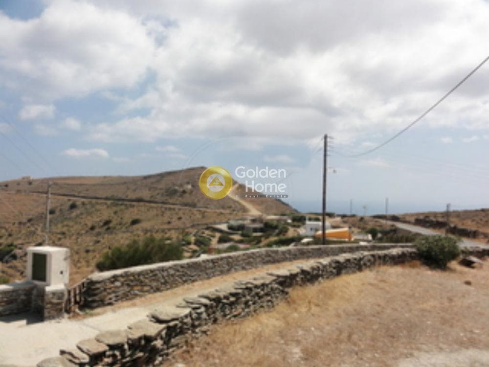 Parcel in Spathi, Kea — Photo 1 of 5
