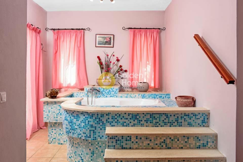 House in Kassiopi, Corfu — Photo 10 of 11