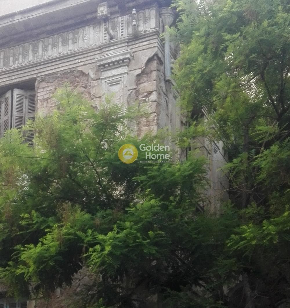 Μονοκατοικία στην Πλατεία Αττικής, Αττική
