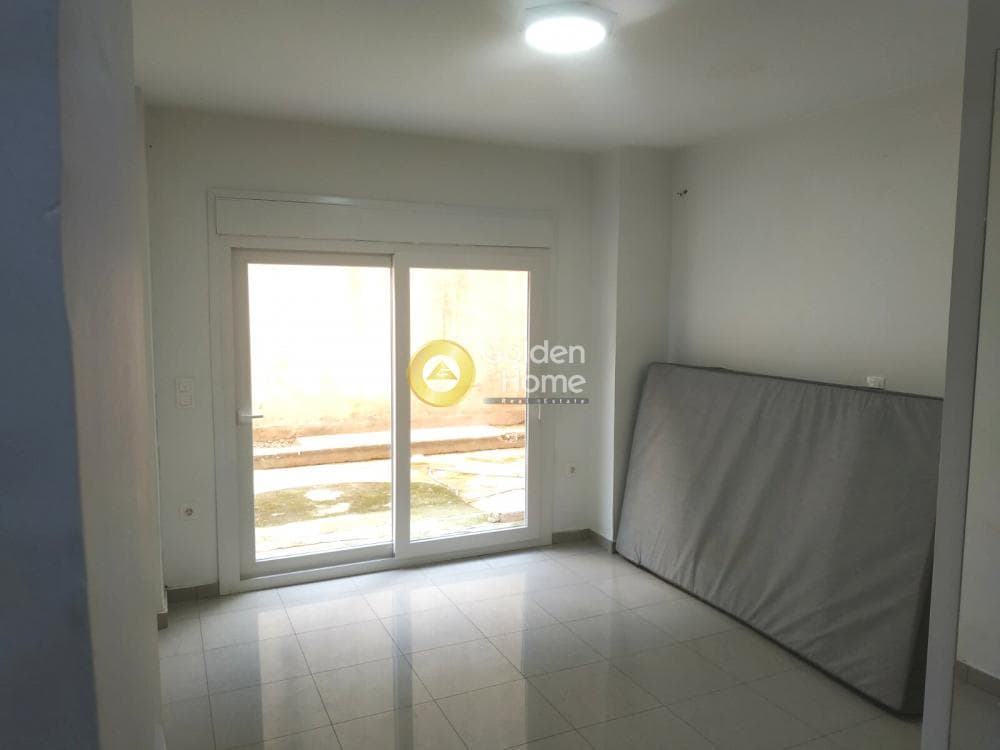 Apartment in Mouseio, Exarchia - Neapoli — Photo 2 of 8