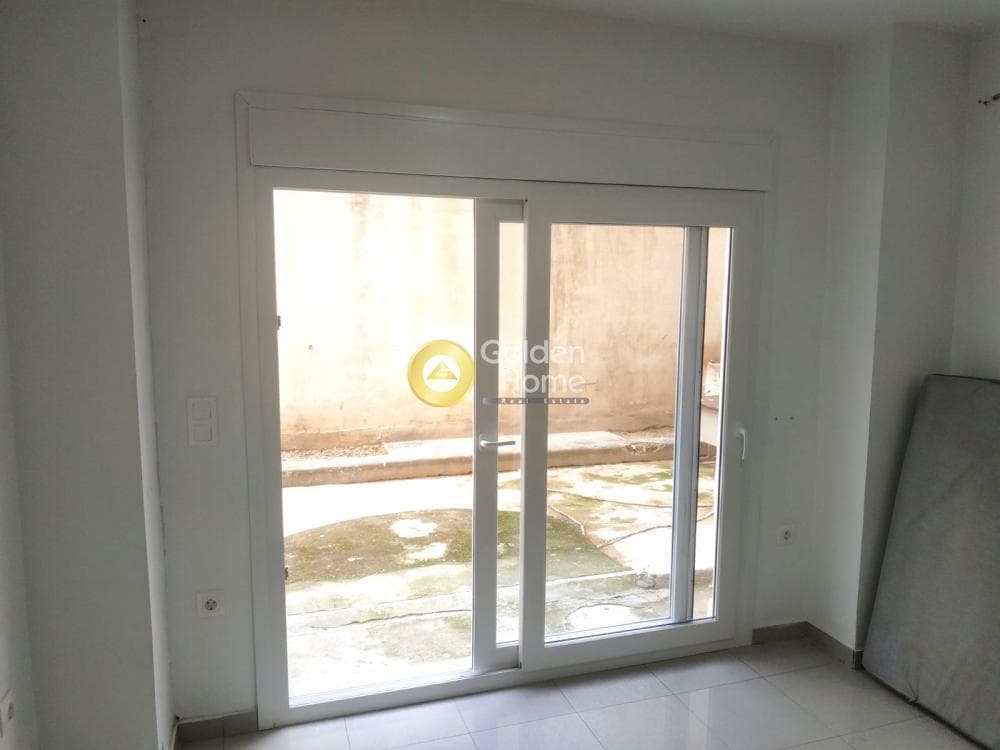 Apartment in Mouseio, Exarchia - Neapoli — Photo 1 of 8
