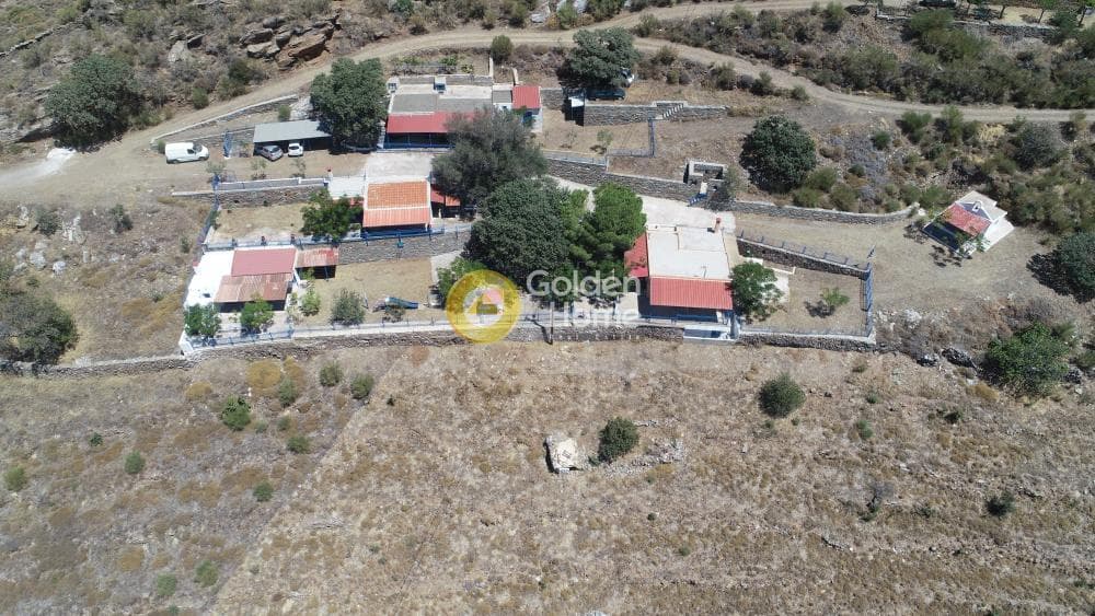 Αγροτεμάχιο στην Μυλοπόταμος, Κέα — Φωτογραφία 1 από 16