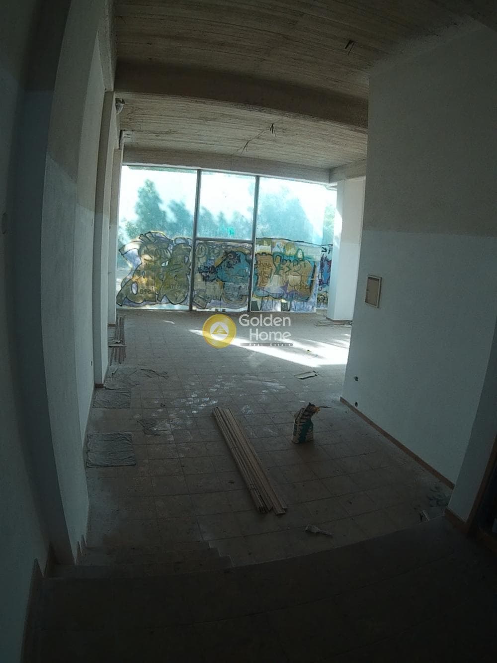 Retail Store in Center, Agioi Anargiroi — Photo 6 of 8