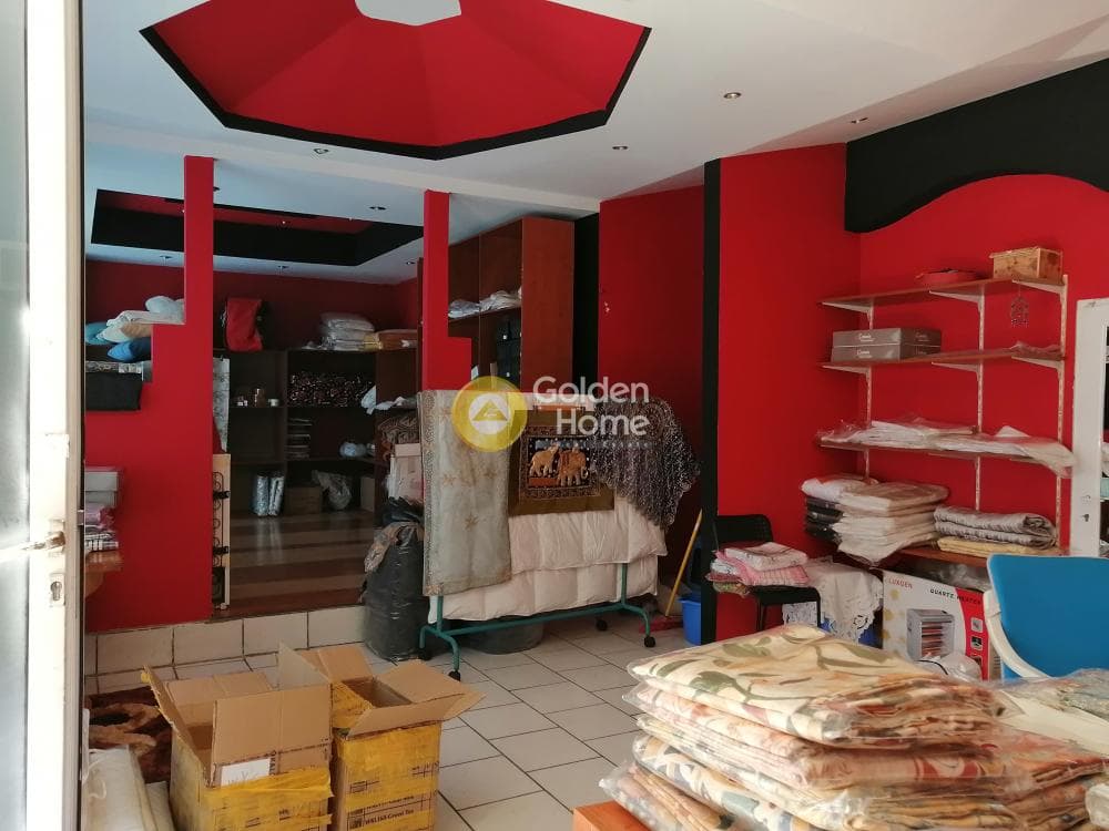 Κατάστημα στην Κατράκειο Θέατρο - Άλσος Δεξαμενής, Νίκαια — Φωτογραφία 1 από 7