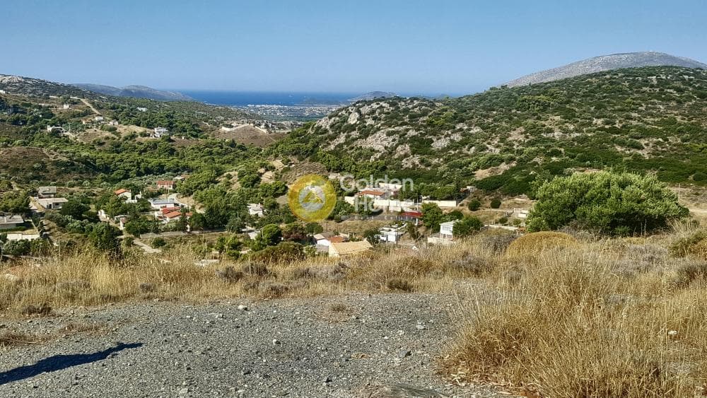 Parcel in Manoutso, Keratea — Photo 1 of 3