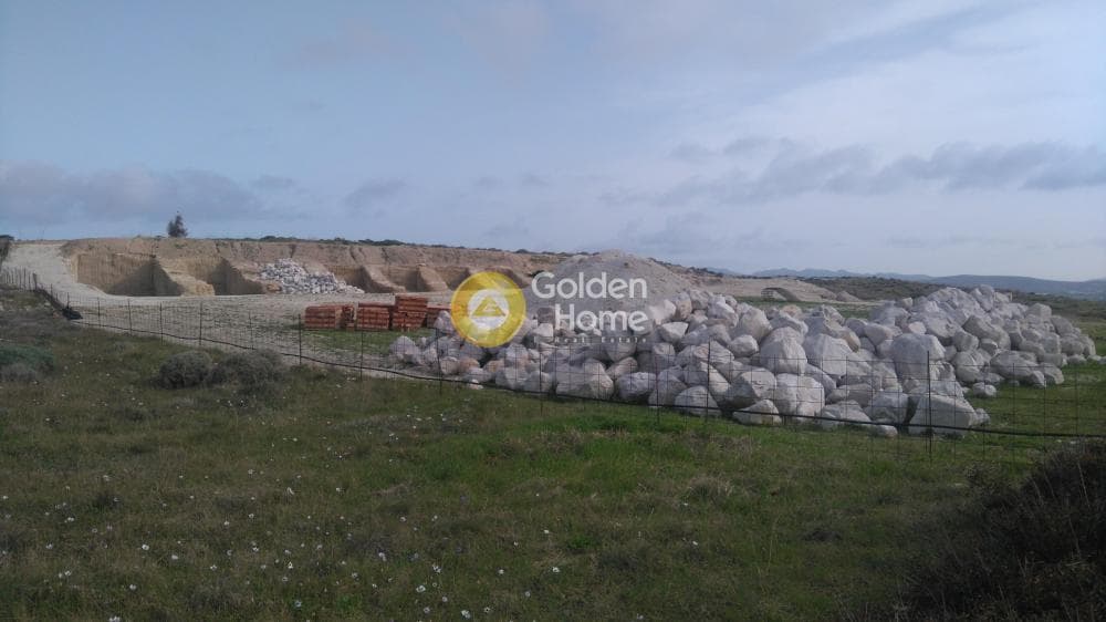 Parcel in Adamantas, Milos — Photo 3 of 3