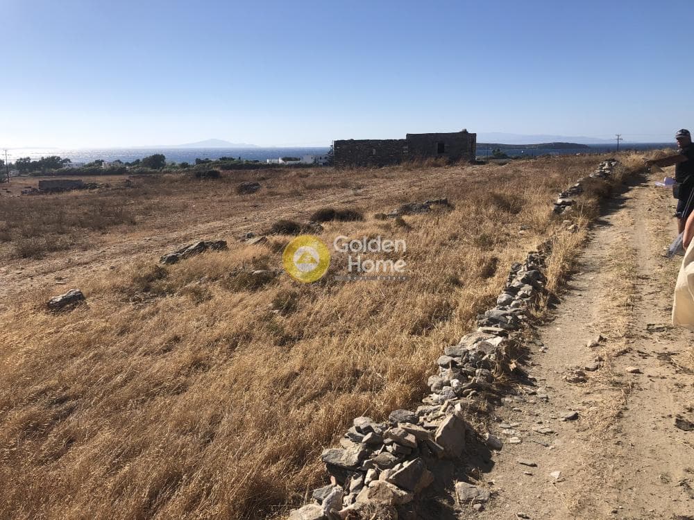 Parcel in Chrisi Akti, Paros — Photo 2 of 10