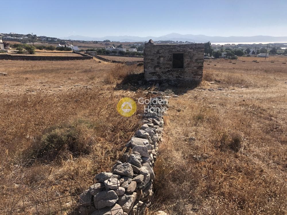 Parcel in Chrisi Akti, Paros — Photo 3 of 10