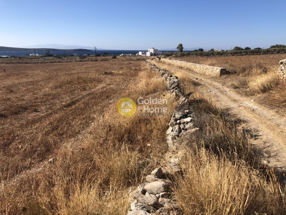 Parcel in Chrisi Akti, Paros — Photo 10 of 10