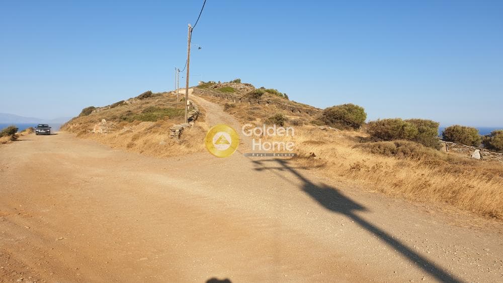 Parcel in Kastriani, Kea — Photo 1 of 10