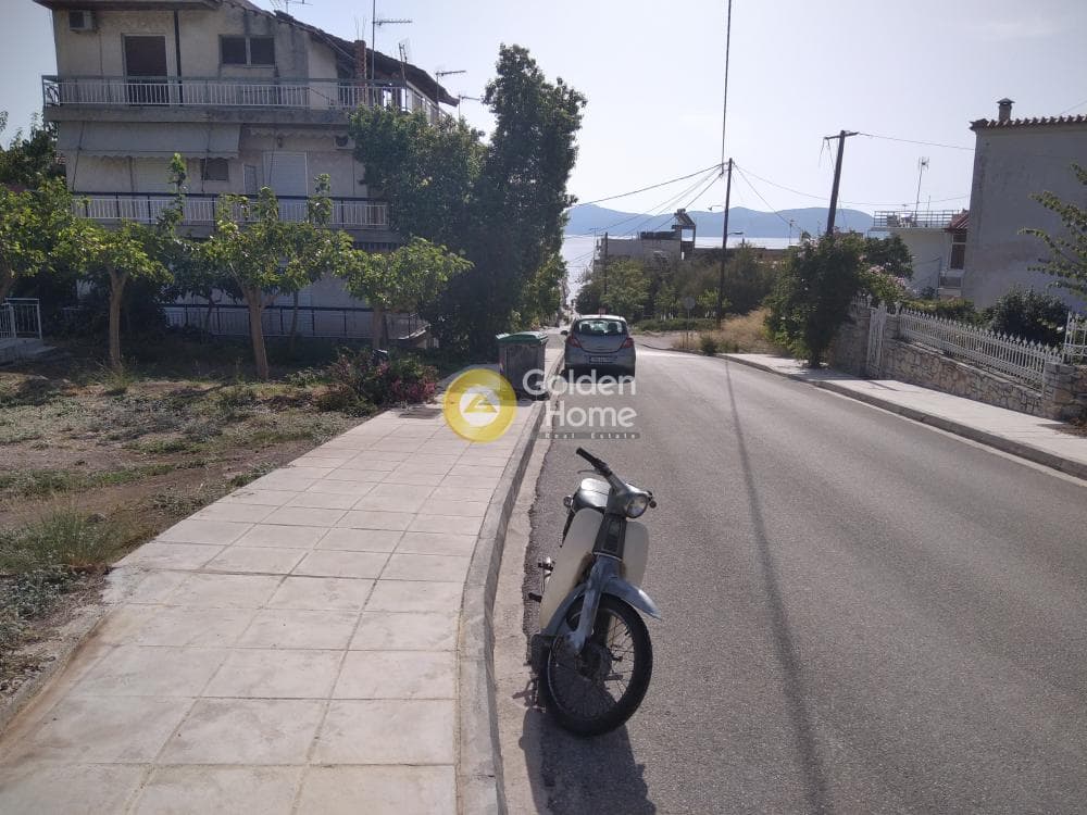 Οικόπεδο στην Κέντρο, Μέθανα — Φωτογραφία 1 από 4