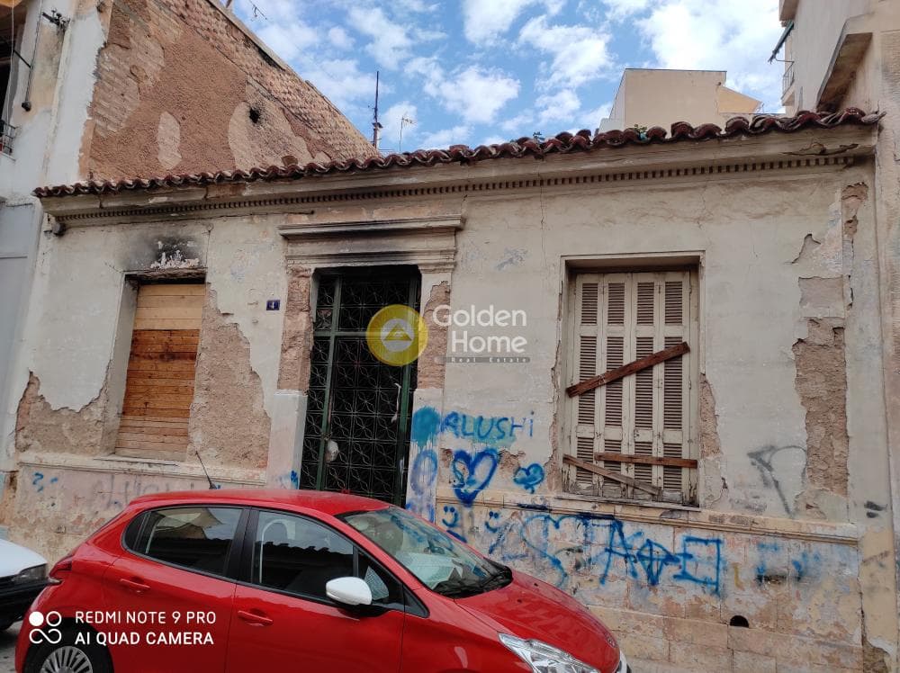 Οικόπεδο στην Πλατεία Αττικής, Αττική