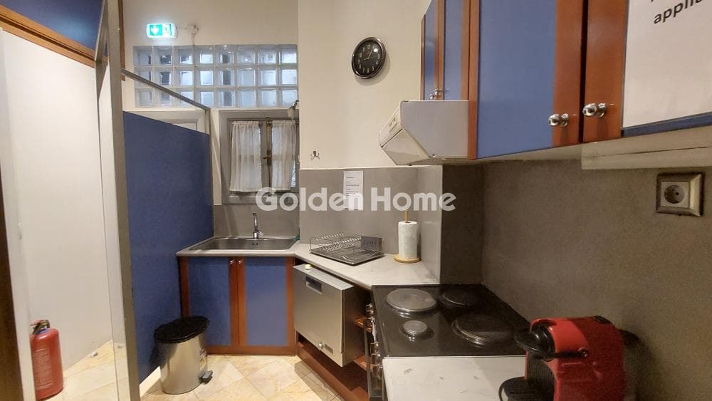 Apartment in Sintagma, Kentro — Photo 25 of 28