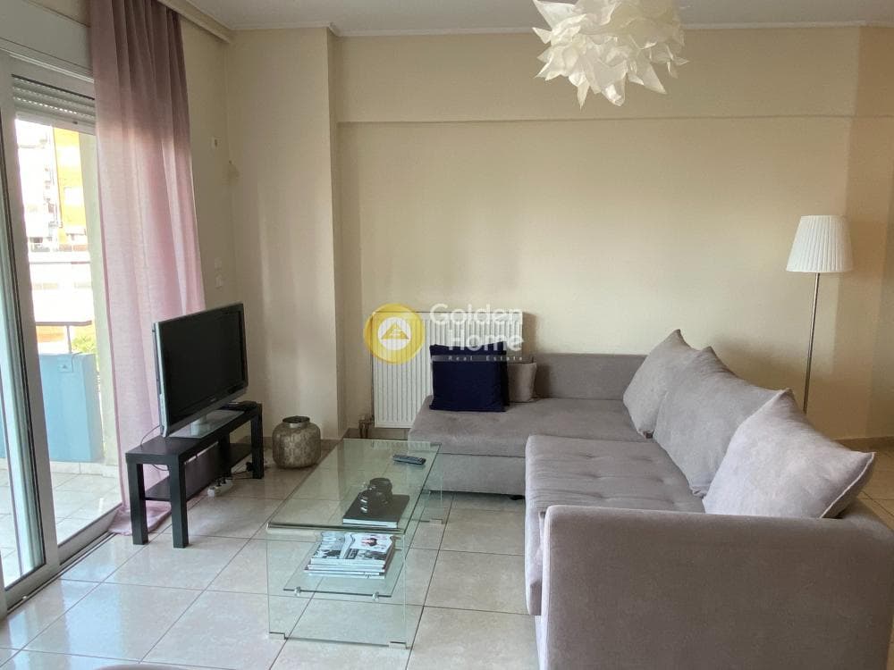 Apartment in Agios Ioannis, Neos Kosmos — Photo 1 of 10