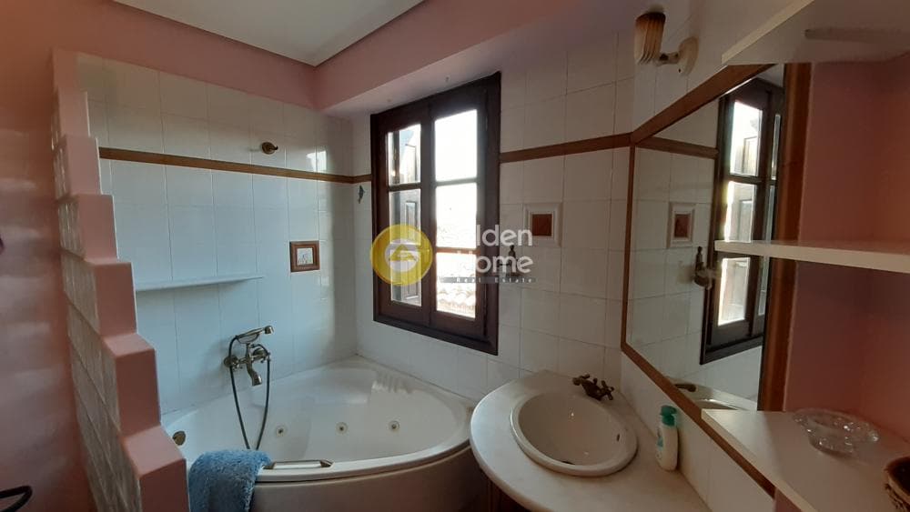 House in Center, Arachova — Photo 20 of 27