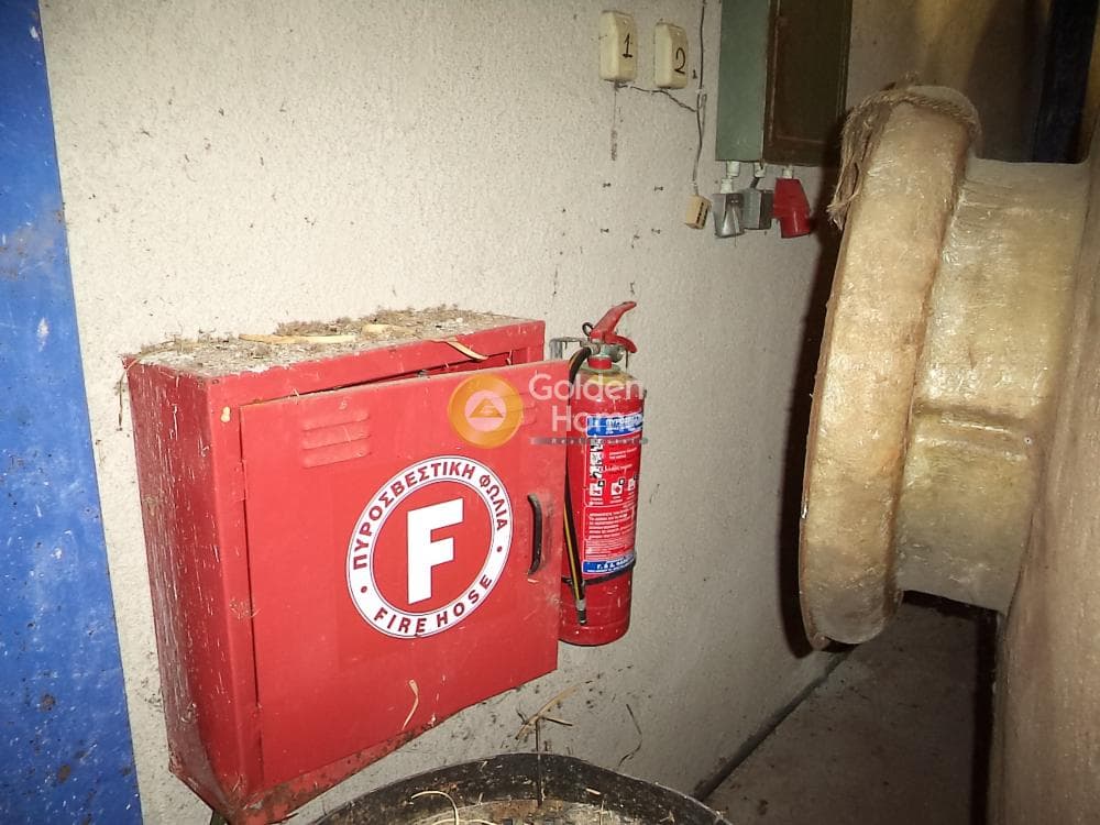 Αποθήκη στην Κέντρο, Αίγιο — Φωτογραφία 8 από 13