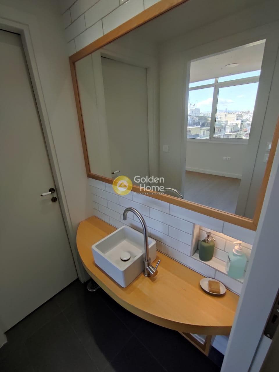 Office in Diilistiria, Piraeus — Photo 7 of 12