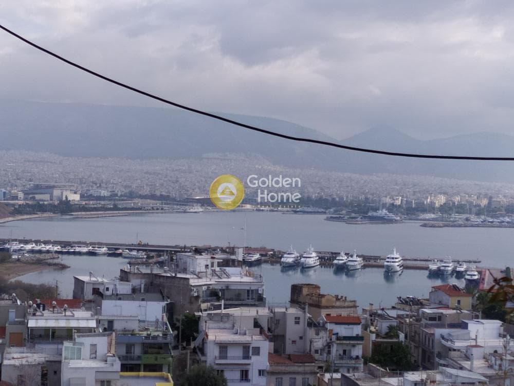 House in Kastella, Piraeus — Photo 1 of 9