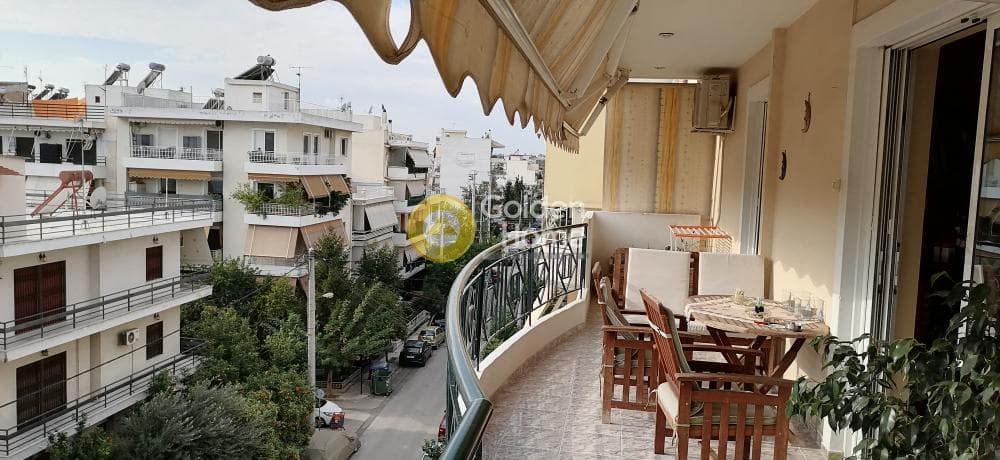 Apartment in Tzitzifies, Moschato — Photo 5 of 10