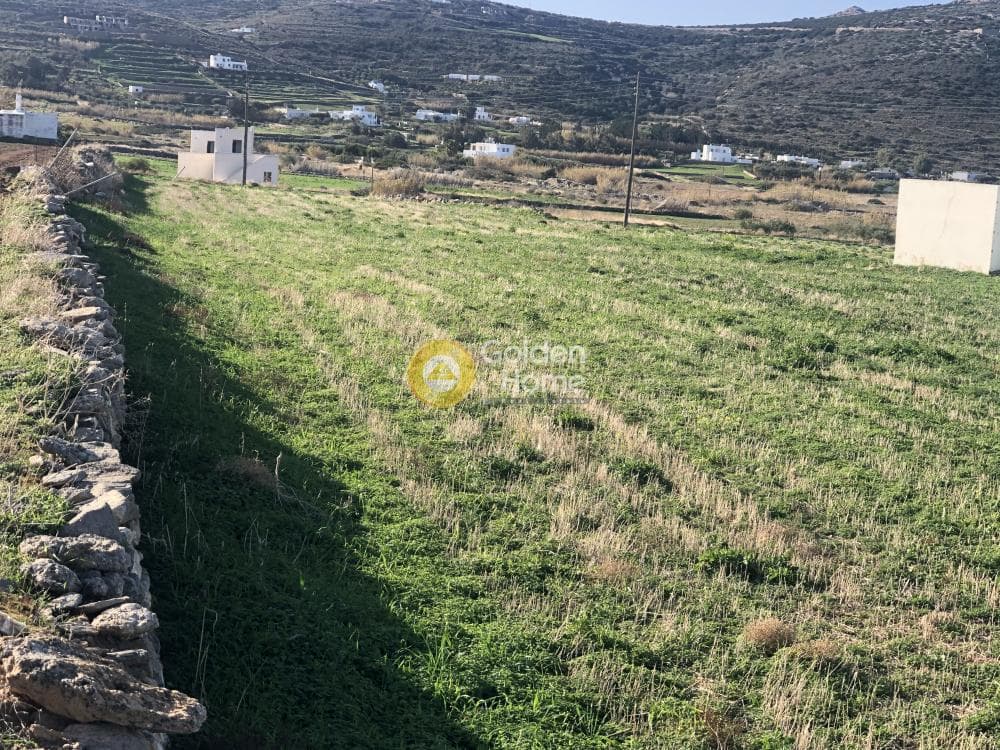 Parcel in Parasporos, Paros — Photo 4 of 21