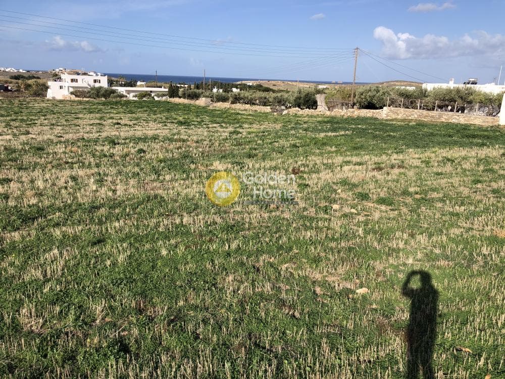 Parcel in Parasporos, Paros — Photo 19 of 21