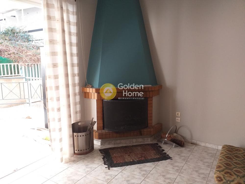 Apartment in Karagianneika, Galatsi — Photo 1 of 19