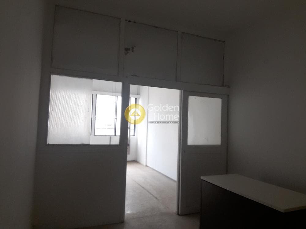 Office in Diilistiria, Piraeus — Photo 9 of 14