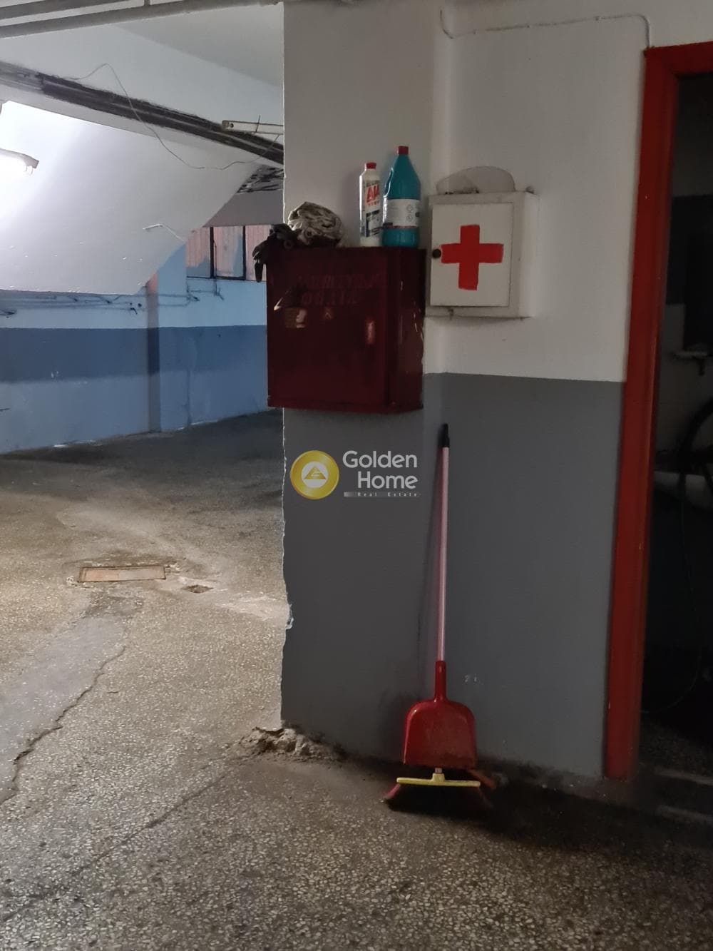 Parking Space in Center, Kaisariani — Photo 12 of 12