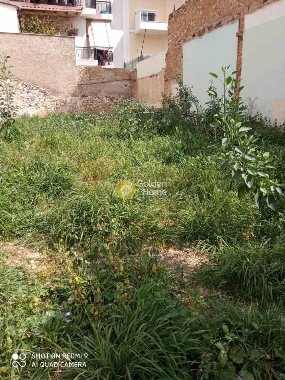 Οικόπεδο στην Άσπρα Χώματα, Νίκαια — Φωτογραφία 1 από 3