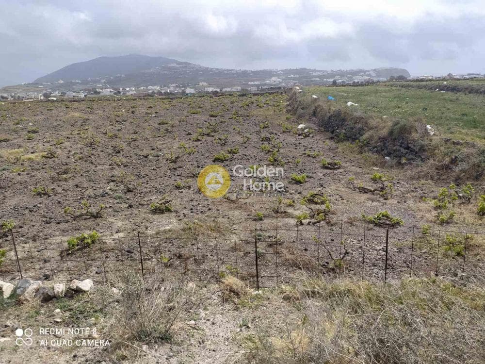 Building Plot in Thira, Santorini — Photo 3 of 3