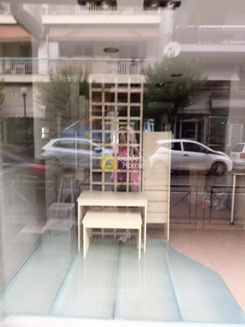 Retail Store in Dendropotamos, Menemeni — Photo 2 of 17