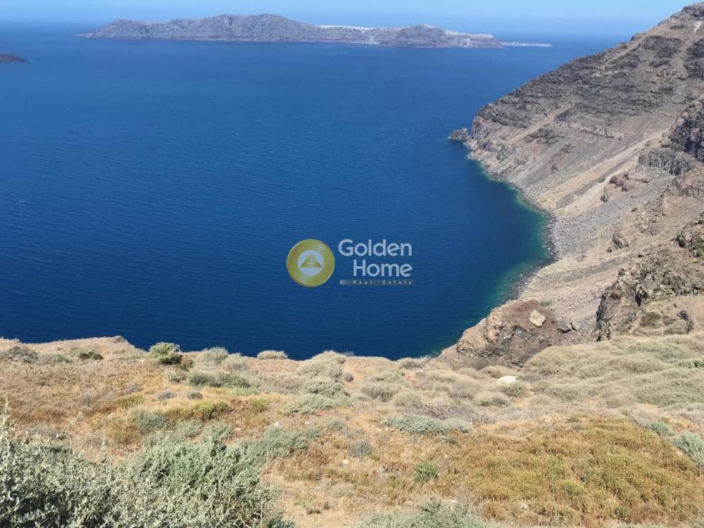 Parcel in Thira, Santorini — Photo 3 of 10