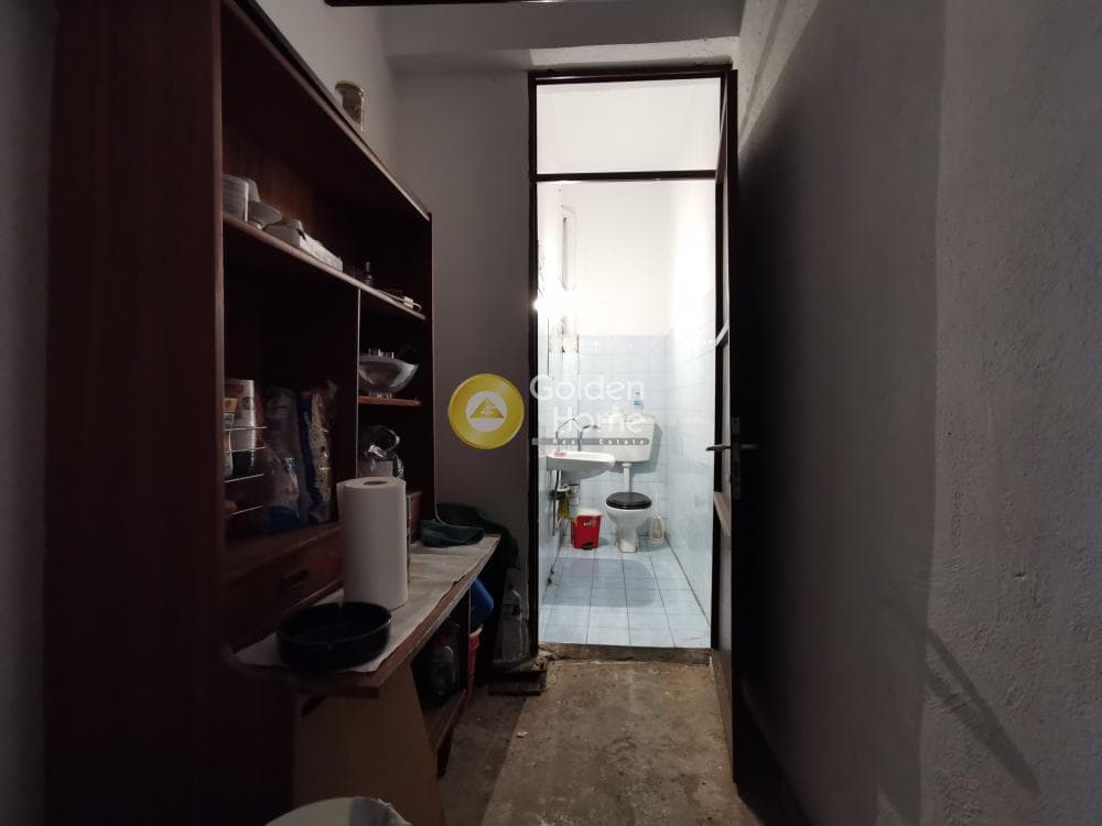 Warehouse in Lofos Sikelias, Neos Kosmos — Photo 9 of 9