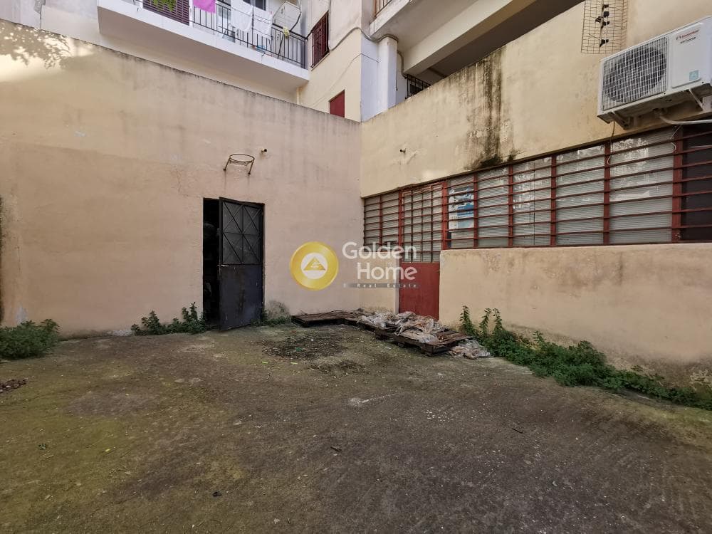 Warehouse in Lofos Sikelias, Neos Kosmos — Photo 7 of 9