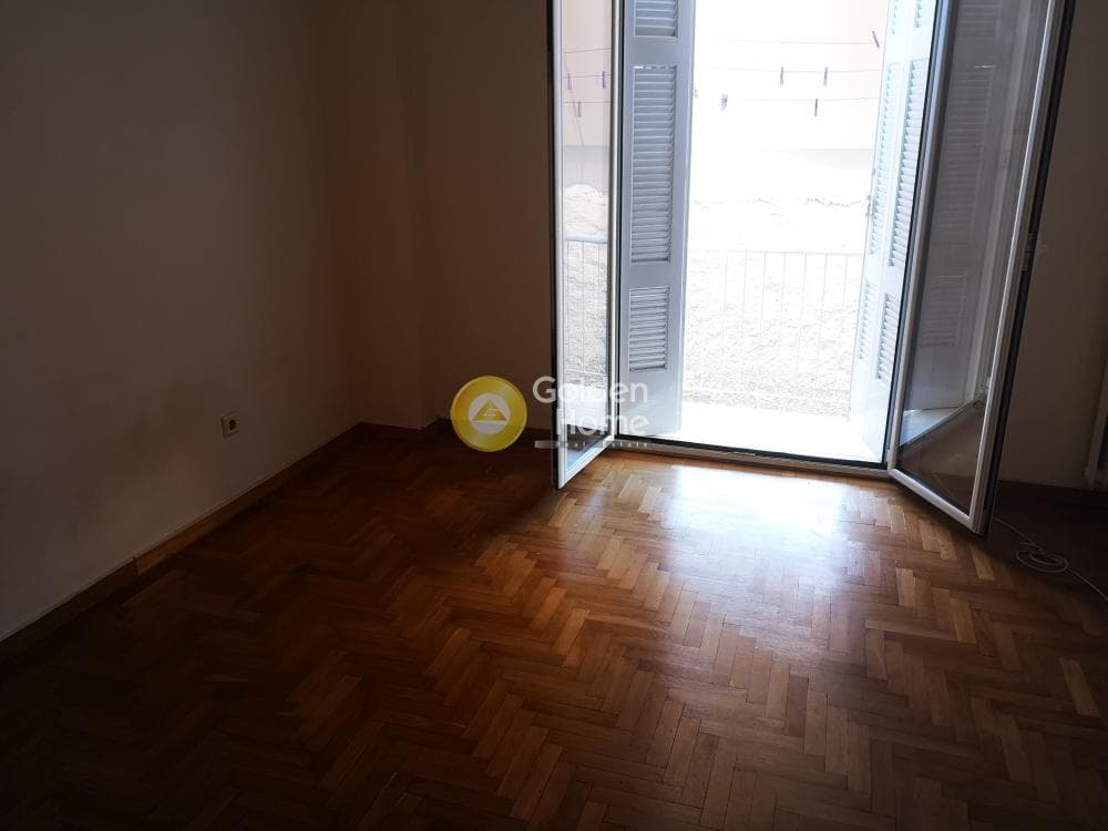 Apartment in Strefi, Exarchia - Neapoli — Photo 2 of 11