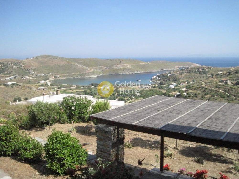 House in Otzias, Kea — Photo 1 of 41