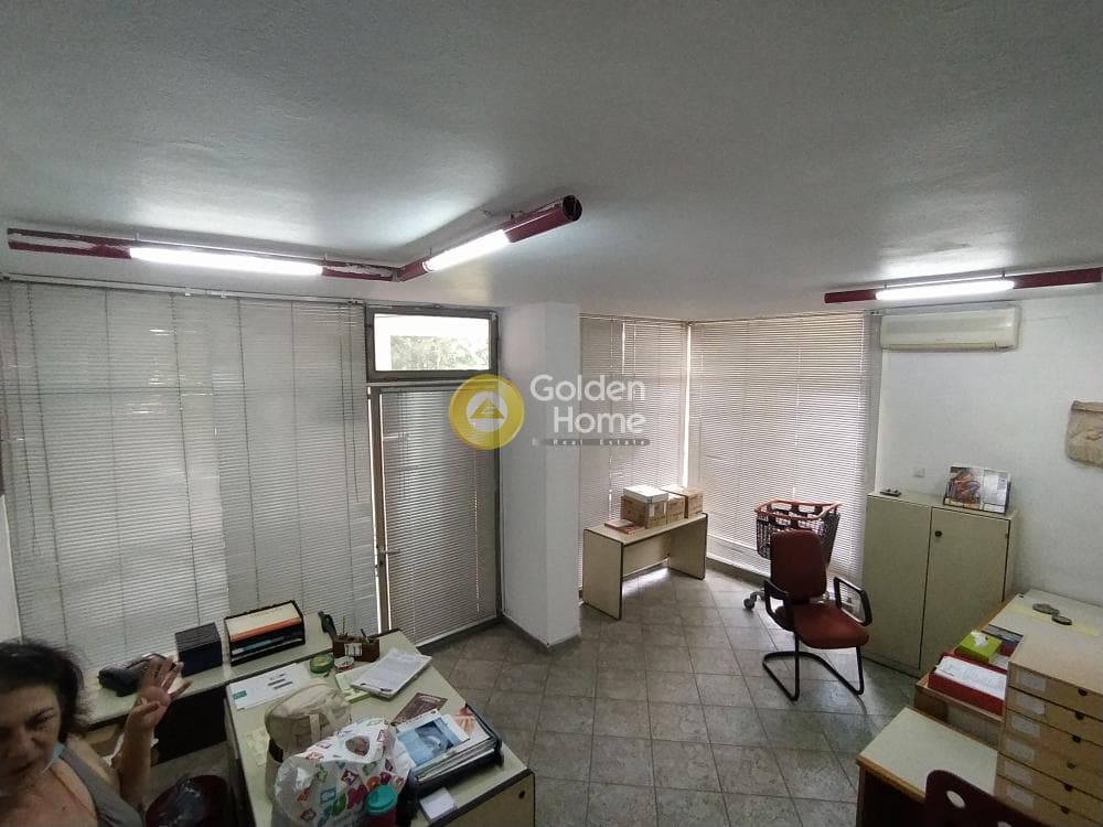 Retail Store in Amfithea, Palaio Faliro — Photo 11 of 15