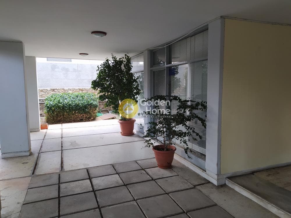 Retail Store in Amfithea, Palaio Faliro — Photo 14 of 15