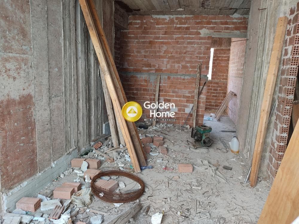 Apartment in Aspra Chomata, Nikaia — Photo 1 of 2