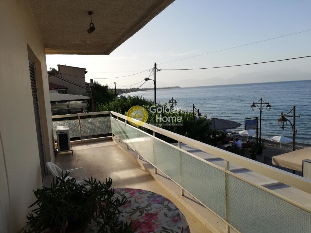 Apartment in Center, Aigeira — Photo 1 of 17
