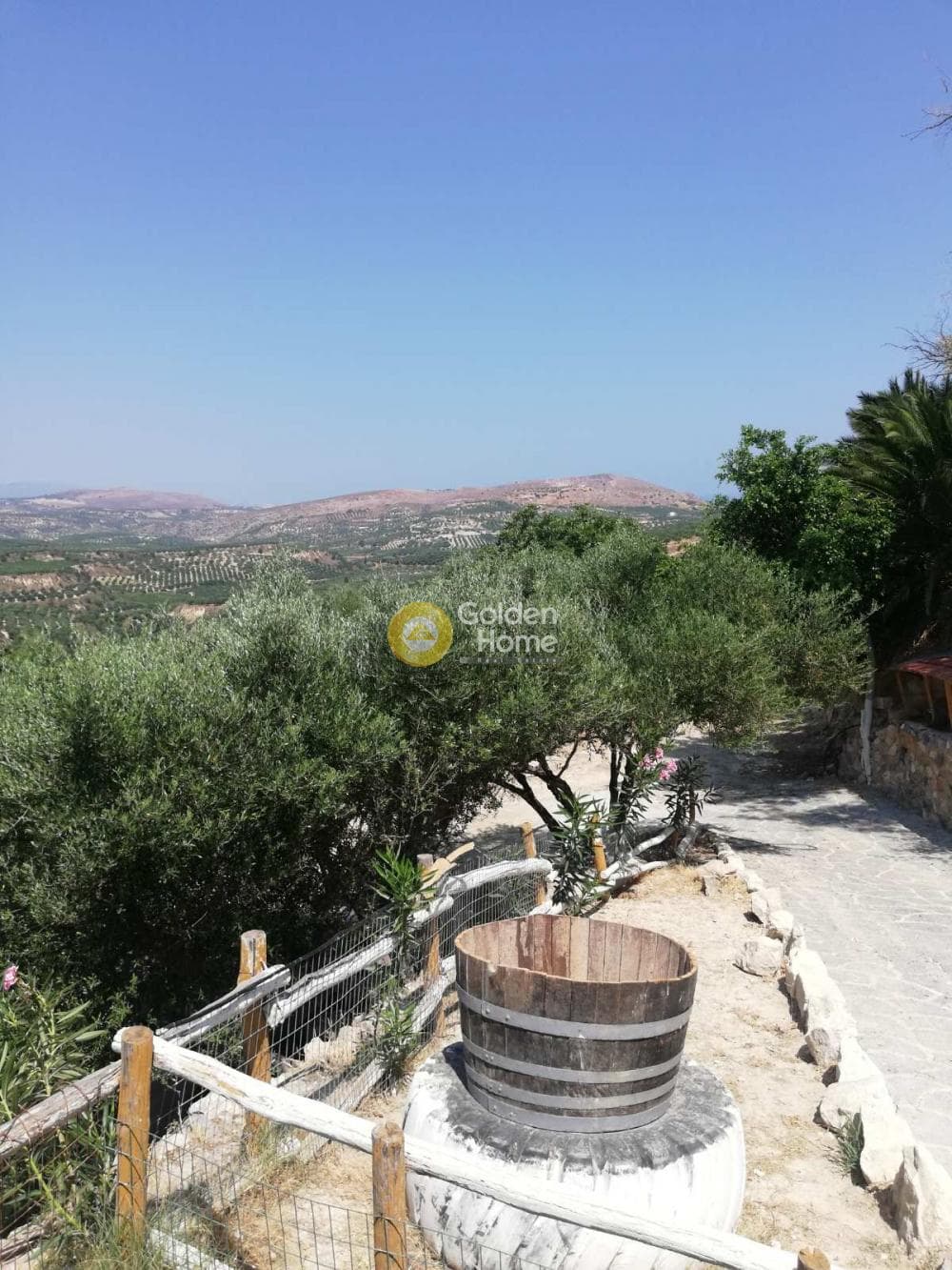 Parcel in Epano Vatheia, Episkopi — Photo 1 of 5