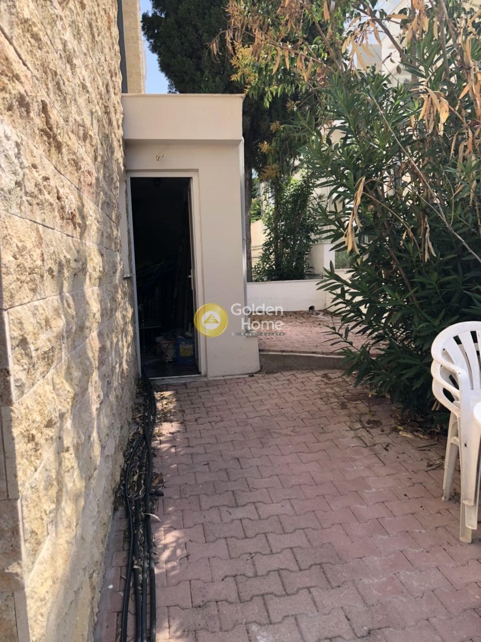 House in Center, Panorama — Photo 22 of 25