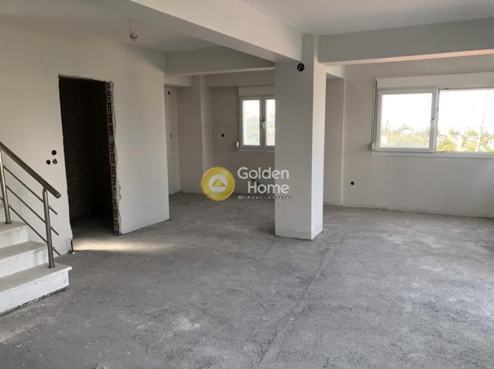 House in Center, Panorama — Photo 24 of 25