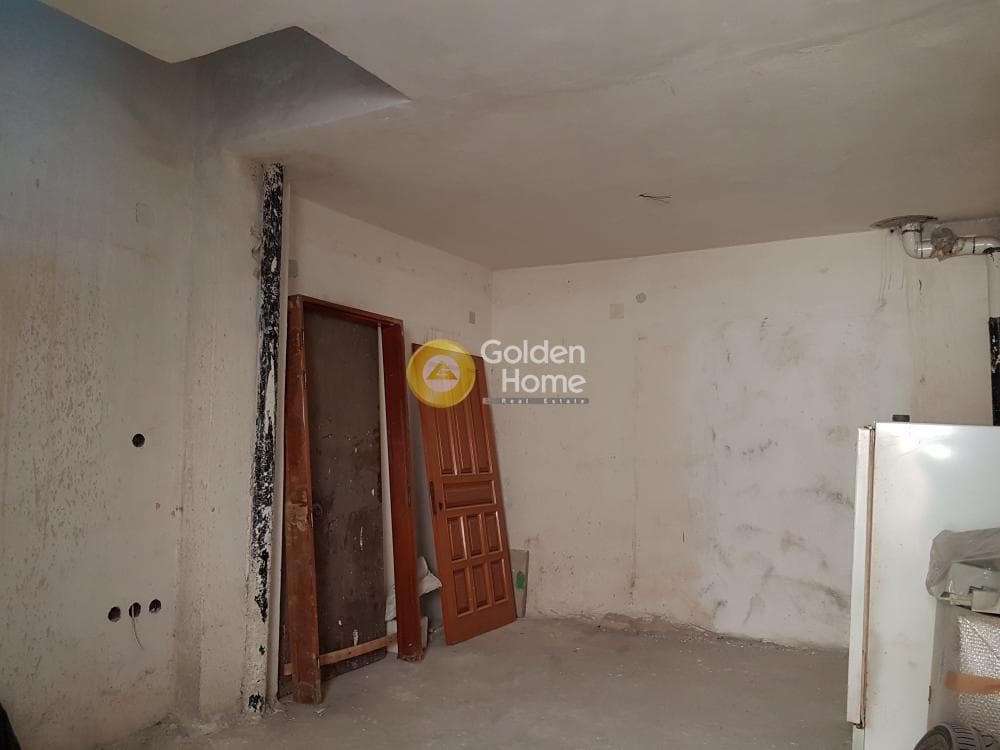 House in Aspra Chomata, Nikaia — Photo 2 of 11
