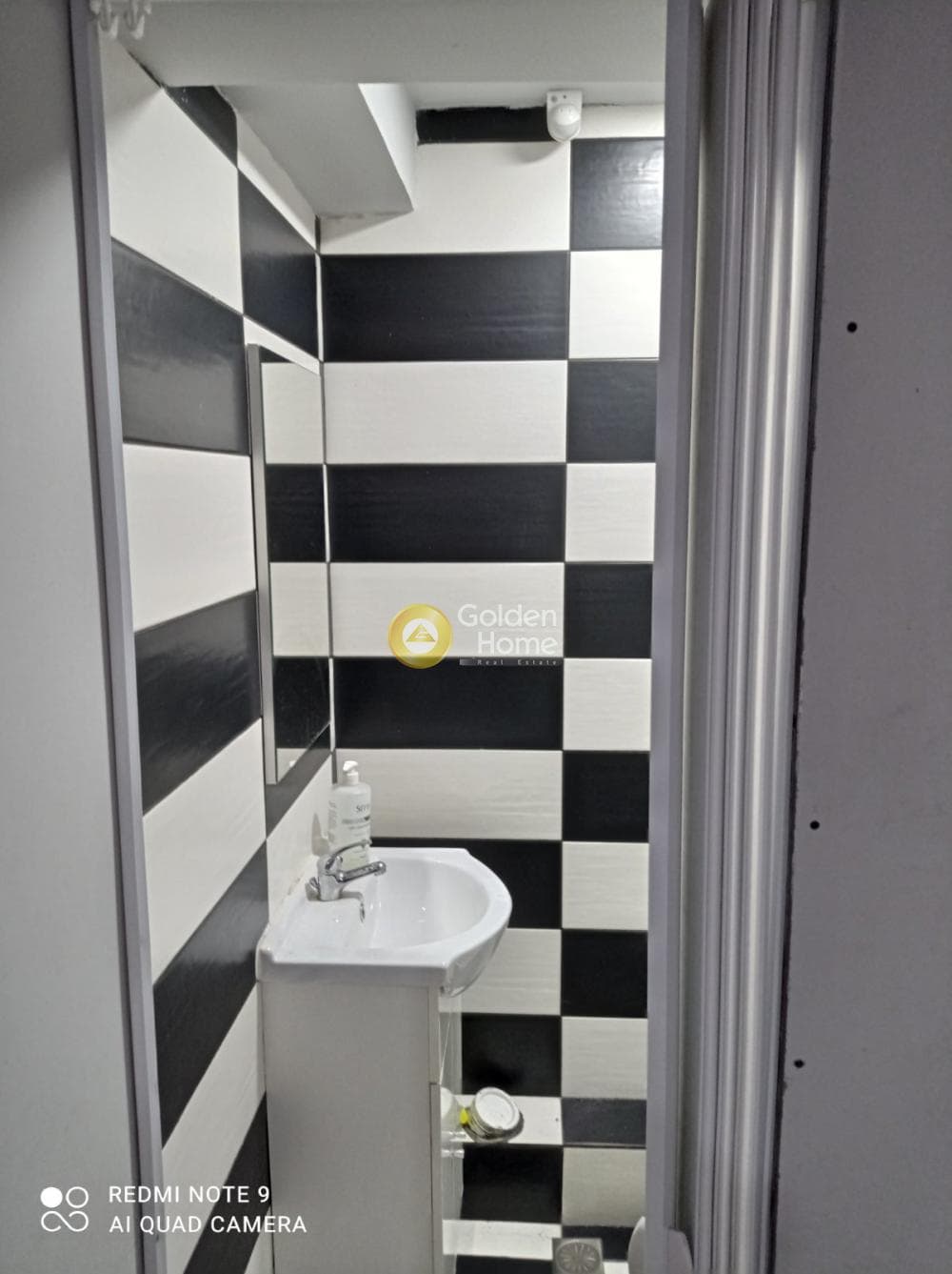Κατάστημα στην Τσακός, Αγία Παρασκευή — Φωτογραφία 1 από 12