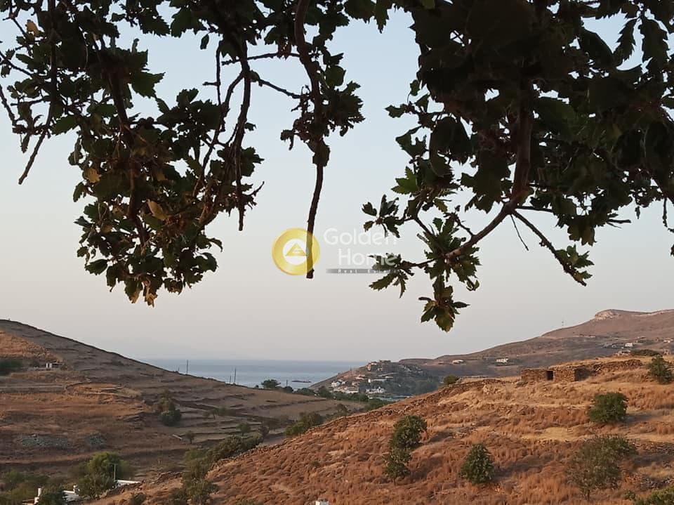 House in Otzias, Kea — Photo 1 of 26