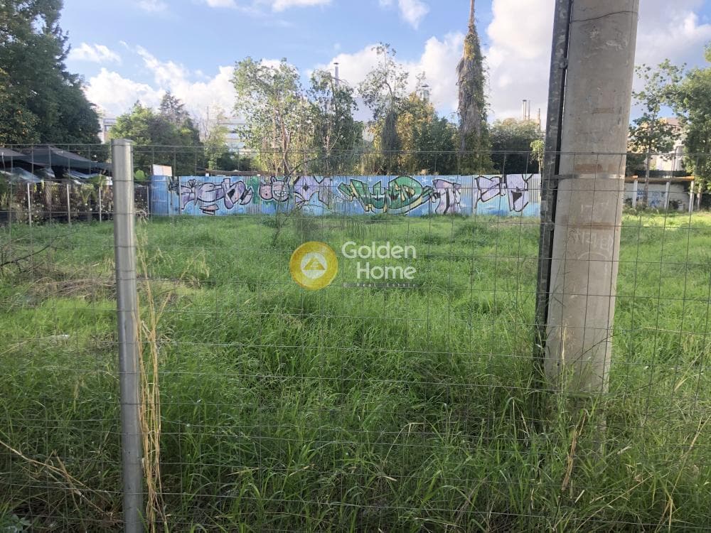 Building Plot in Center, Moschato — Photo 2 of 3