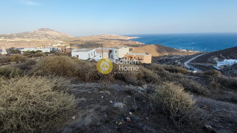 Building Plot in Center, Santorini — Photo 1 of 8