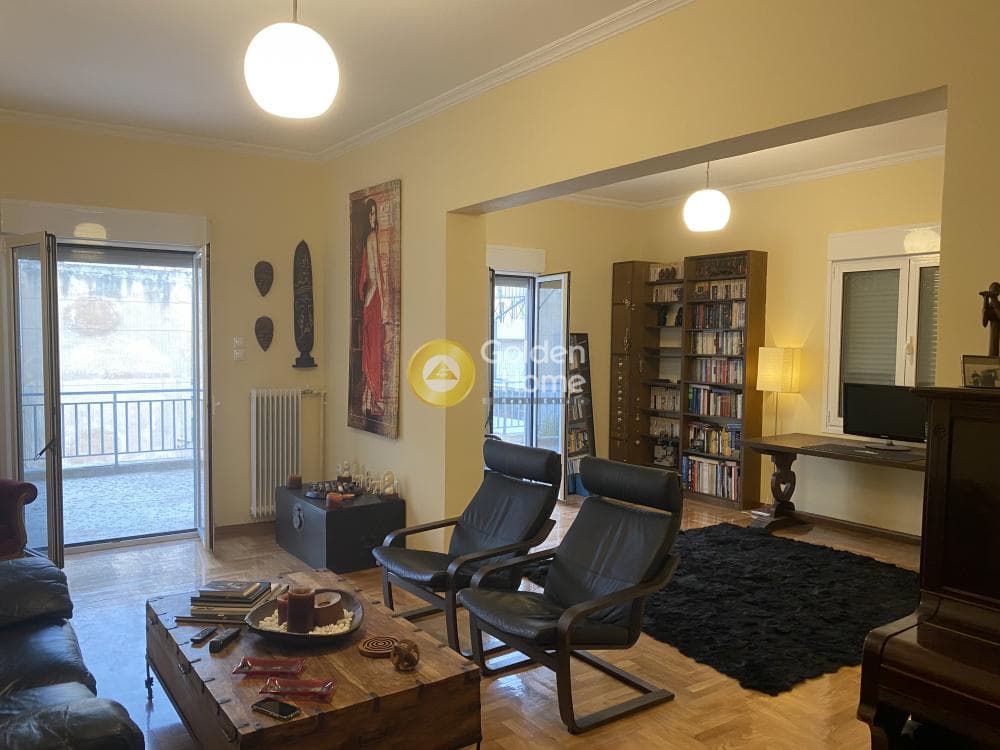 Apartment in Osios Loukas, Patisia — Photo 2 of 23